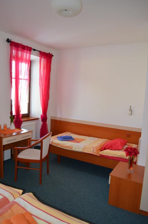 Hotel U Kapra Lazne Belohrad Ngoại thất bức ảnh