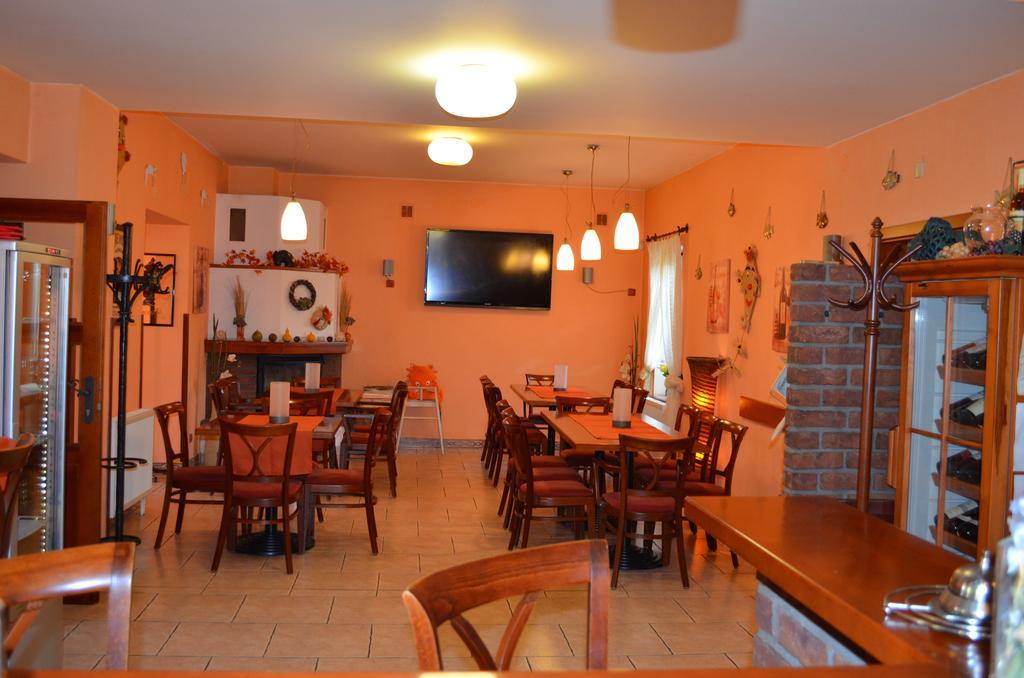 Hotel U Kapra Lazne Belohrad Ngoại thất bức ảnh