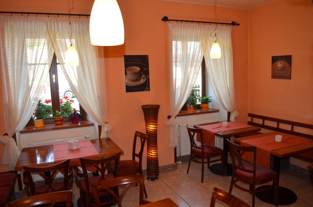 Hotel U Kapra Lazne Belohrad Ngoại thất bức ảnh