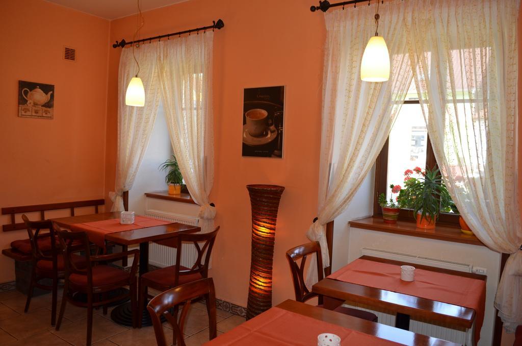Hotel U Kapra Lazne Belohrad Ngoại thất bức ảnh
